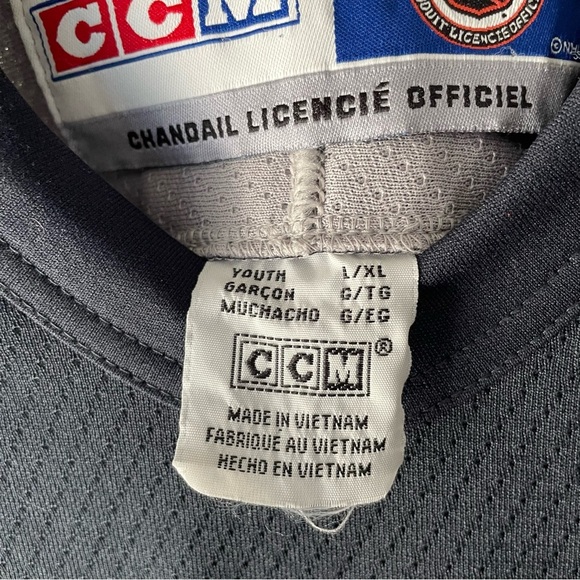 Vintage Vancouver Canucks CCM Hockey Jersey Kids Unisex Children’s Youth L/XL - Picture 7 of 9